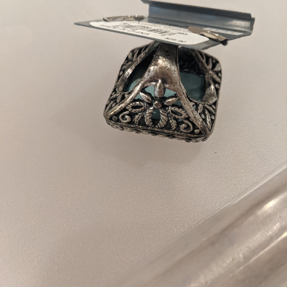 Express Turquoise Ring - Picture 3 of 6
